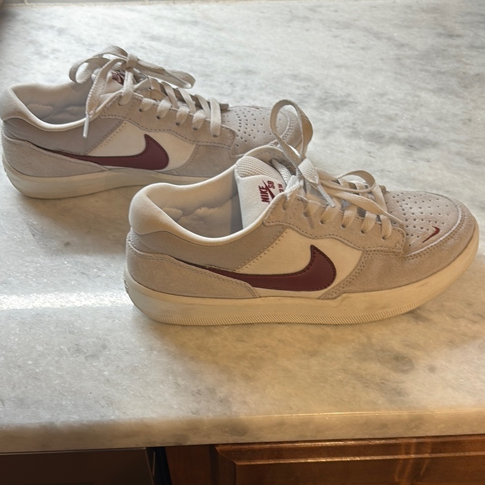 Nike SB Grey, white, maroon. Only worn a few times.